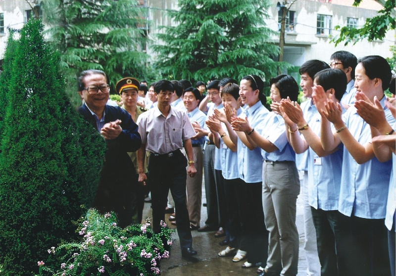 1999江泽民总书记视察AG一飞冲天