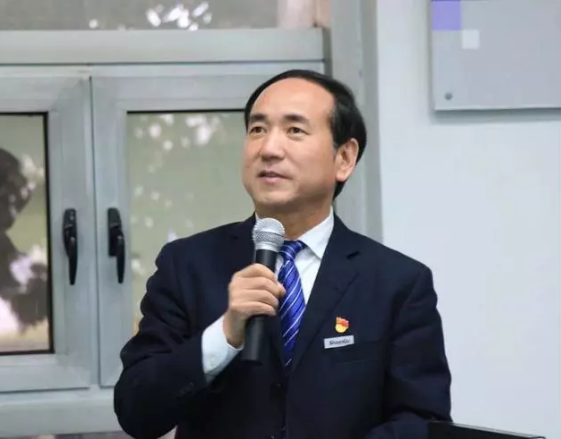 西安市委常委、高新区党工委书记、航天基地党工委书记钟洪江一行莅临AG一飞冲天调研慰问--AG一飞冲天